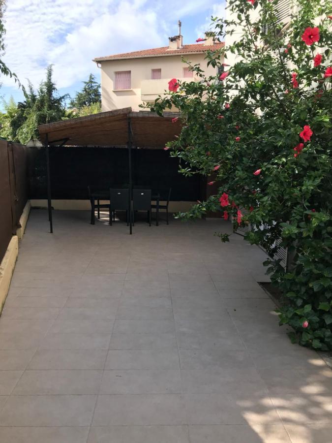 Sleep In Antibes City Center Apartment Ngoại thất bức ảnh